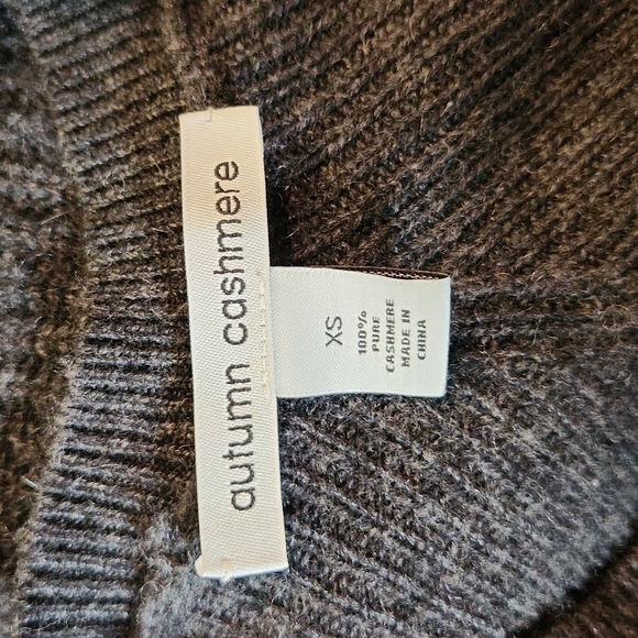 autumn Cashmere Crew Neck Sweater with Zipper Detail - Picture 5 of 5